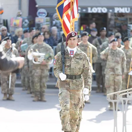 Le Paille En Queue Sainte-Mère-Église