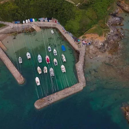 Le Paille En Queue Ferienhaus *