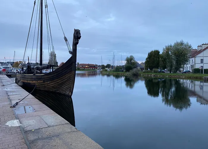 Le Paille En Queue *